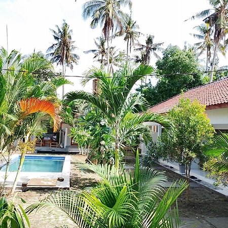 Kebun Homestay Kuta  Eksteriør billede