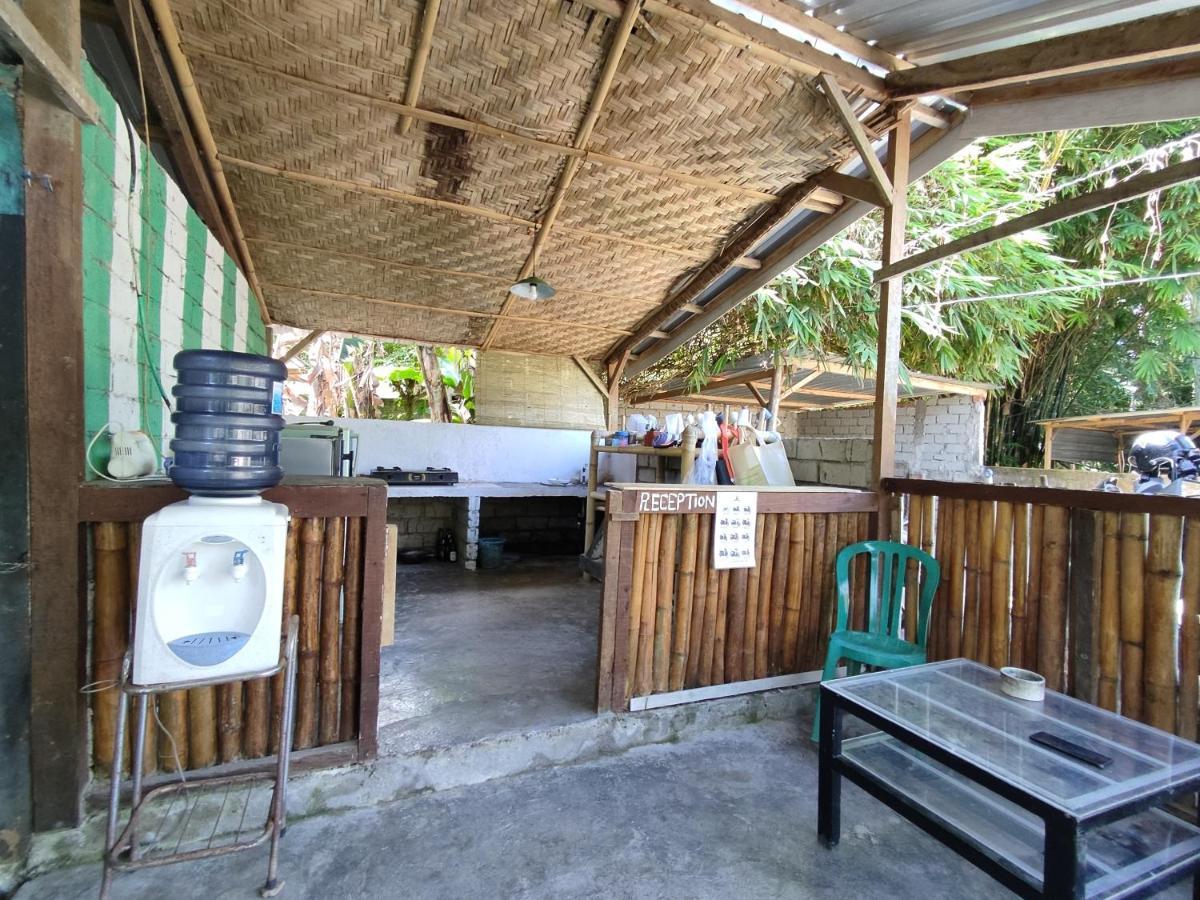 Kebun Homestay Kuta  Eksteriør billede